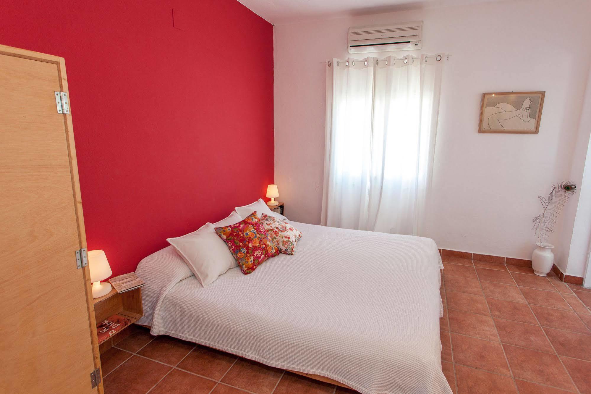 Cosmos Grand Hostal Sant Francesc de s'Estany Eksteriør billede