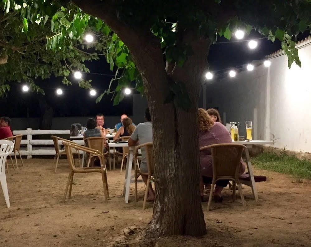 Cosmos Grand Hostal Sant Francesc de s'Estany Eksteriør billede